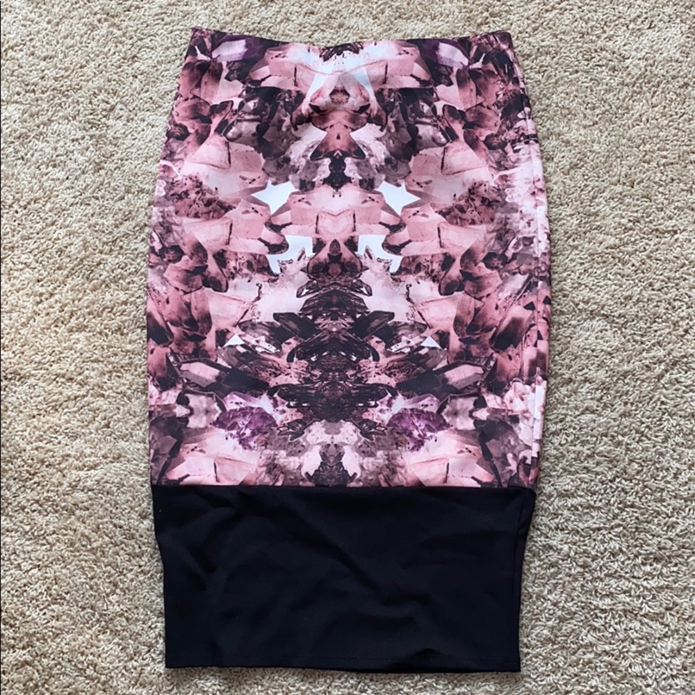 Barr III pencil skirt